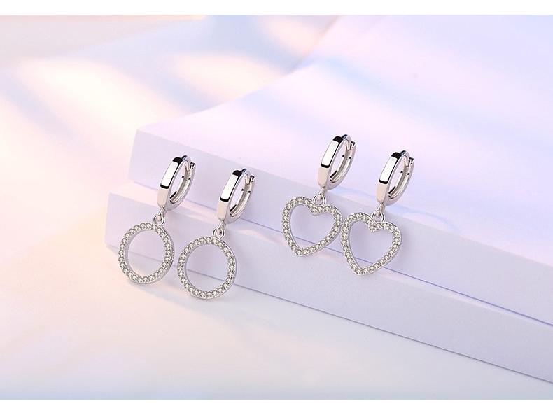 Silver-Plated Triangle Star Earrings with Micro-Paved Zirconia - Cute Women’s Ear Cuffs and Clips Jewelry
