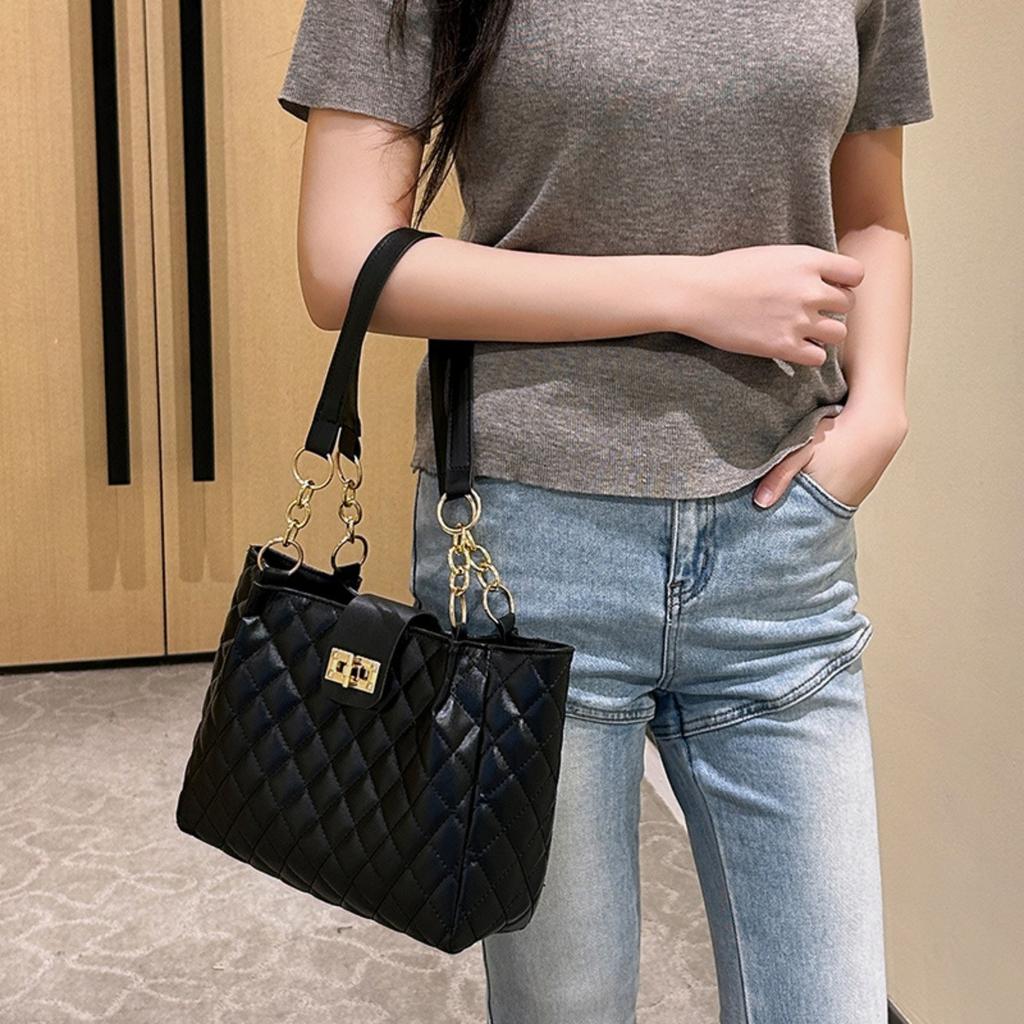 Large Capacity, Bag, Women's Bag, Woven, Swivel Lock Design, Shoulder Bag, Armpit Bag, Casual Bag