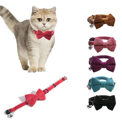 Populaire nouveau mignon velours animal de compagnie collier nœud clochette style réglable multicolore chat et chien accessoires