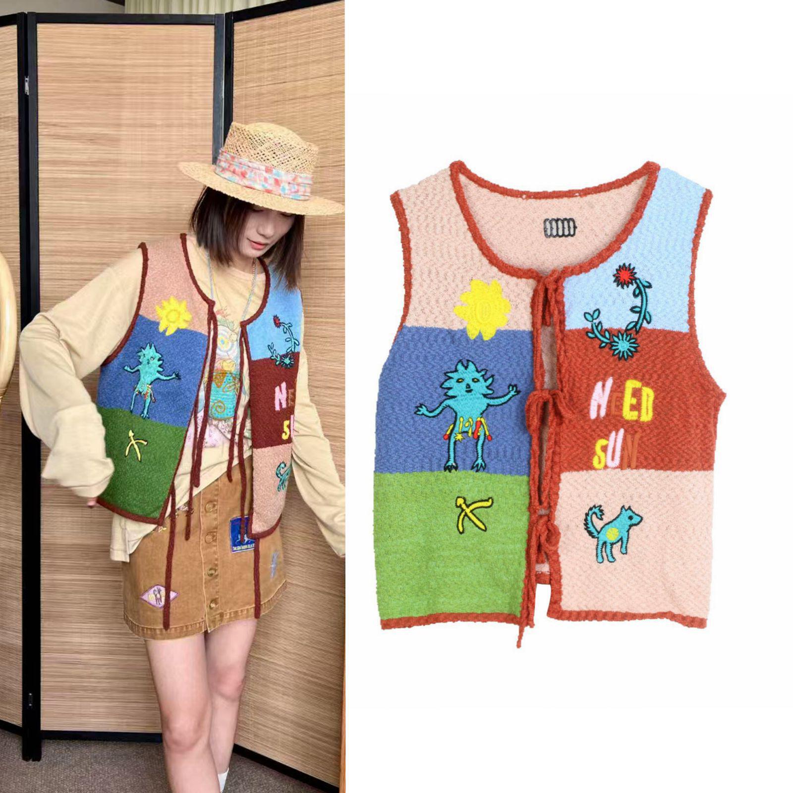 

Mori Girl Style Handmade Floral Color Block Knitted Vest - Women s Sleeveless Sweet and Lovely Age-Reducing Cardigan Sweater Small