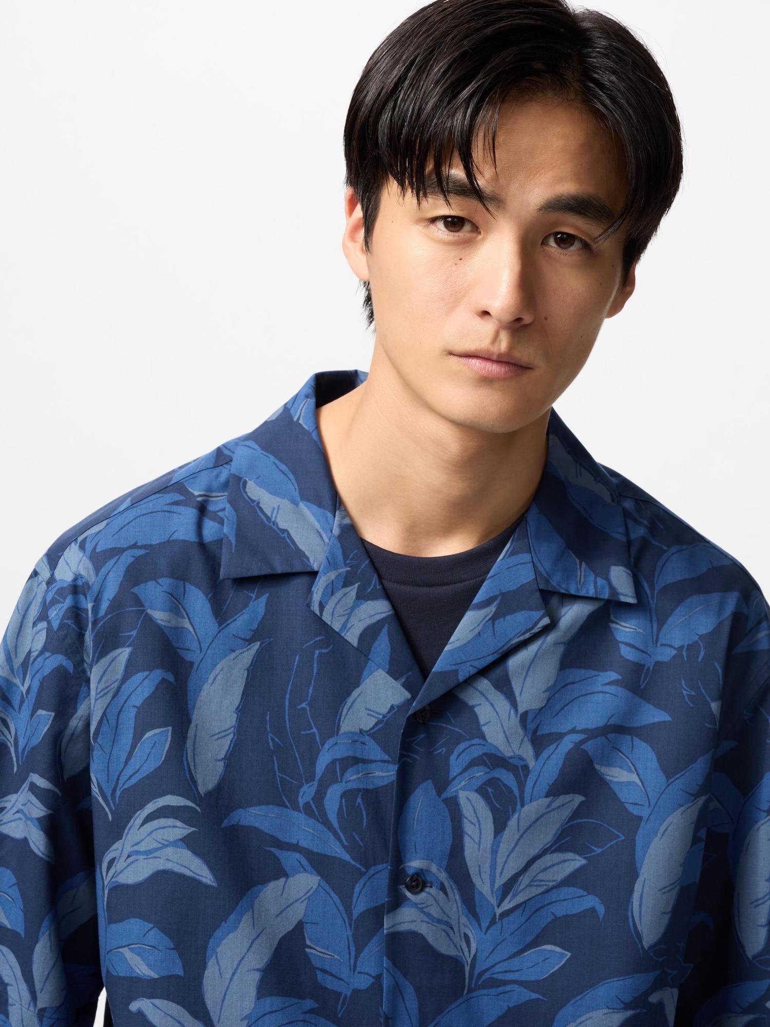 

Рубашка Uniqlo Modal Cotton с открытым воротником и коротким рукавом с принтом C