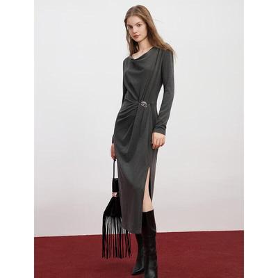 Elegante Abito Midi a Maniche Lunghe con Scollo Drappeggiato