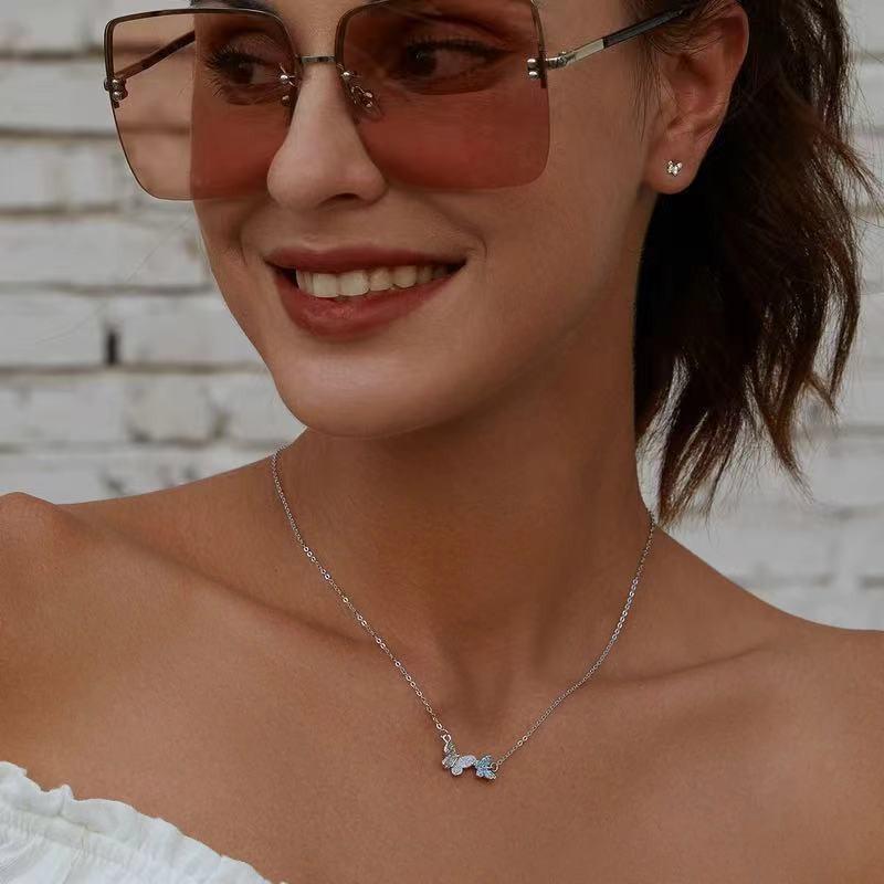 Exquisite Rhinestone Zircon Double Butterfly Necklace – Women's Luxury Colored Diamond Clavicle Chain