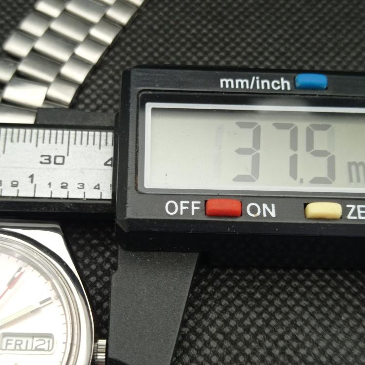 USED VINTAGE SEIKO 5 AUTO 6349A JAPAN MENS ORIGINAL DIAL WATCH 608e-a315990-2 SKU608e-a315990