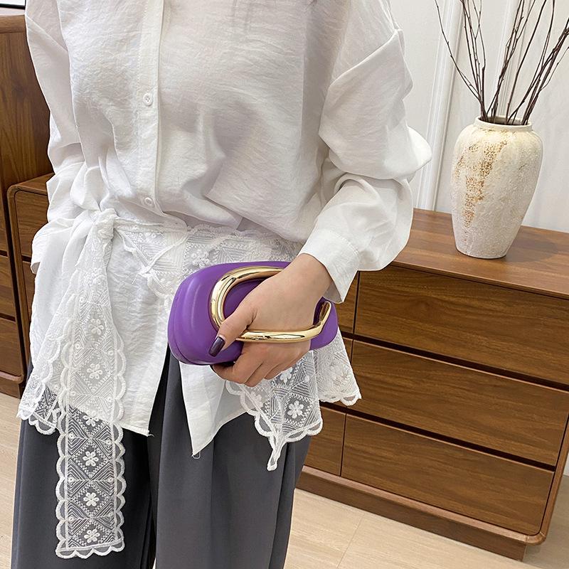 Personalized and Creative Small Bag Women's 2025 New European and American Fashion Niche Shoulder Bag Chain Crossbody Heterosexual Box Bag