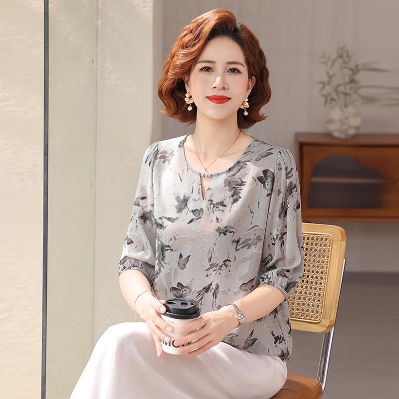 Chiffon Summer Top for Middle-Aged & Elderly Women: Short-Sleeved, Stylish & Loose-Fit Blouse