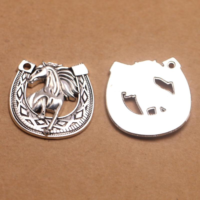 Keychain Holder Souvenirs Gift Vintage Antique Gold Silver Color Horse Pendant Accessories Gift Jewelry