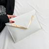 Stilvolle Damen-Clutch-Tasche mit großem Fassungsvermögen, trendige PU-Umschlagtasche in Schwarz, Weiß, Khaki und Rosenrot