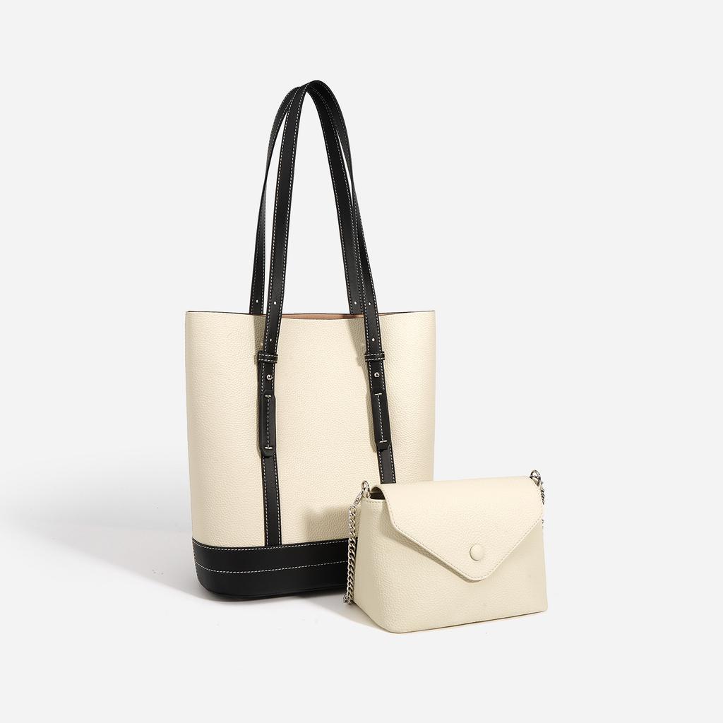 Niche and Simple Tote Bag That Is Fashionable for Women and Has A Large Capacity for Commuting. It Is A Portable Bag with A Shoulder Bag