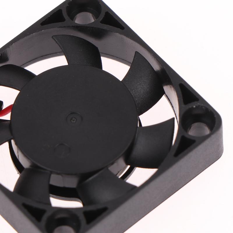 4 ks 3007 Ventilátor 30x30x7 mm Chladiaci ventilátor Bezuhlíkový chladiaci ventilátor 30 mm 1,18 palca 3,3 V 5 V DC Tichý ventilátor pre motor