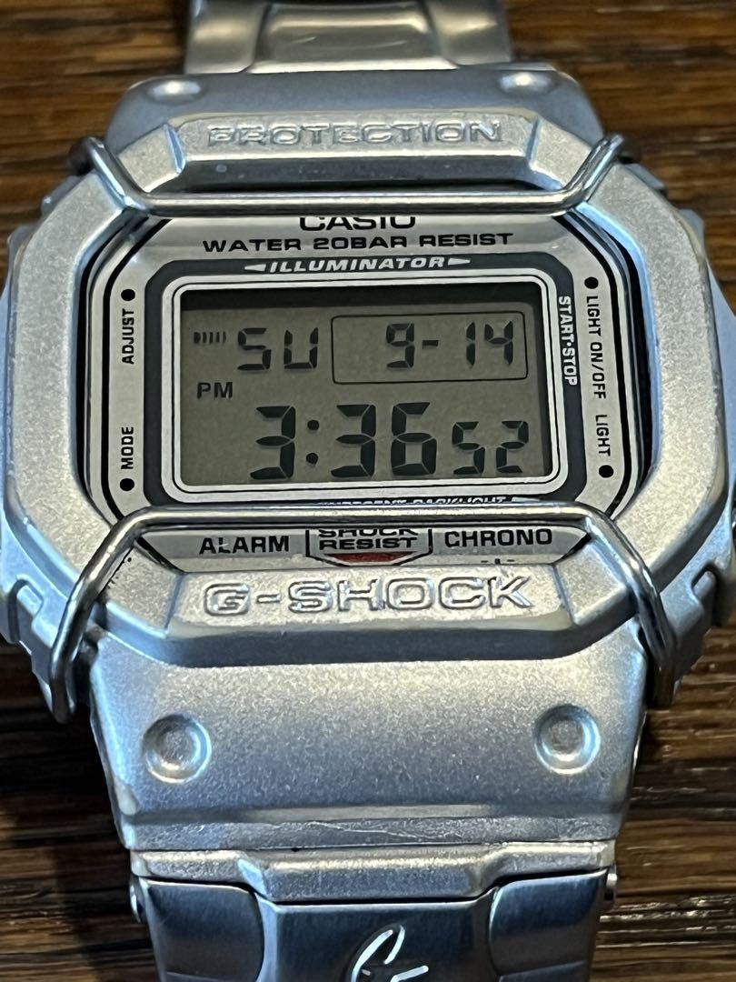 

[USED] G-SHOCK DW-5000D-8JF Digital Watch with Stainless Steel Strap
