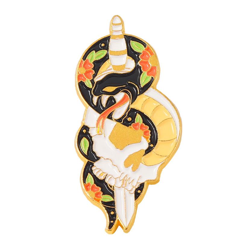 

Animal Shaped Trendy Alloy Snake Badge For Eyecatching Fashion Accessories XZ5958