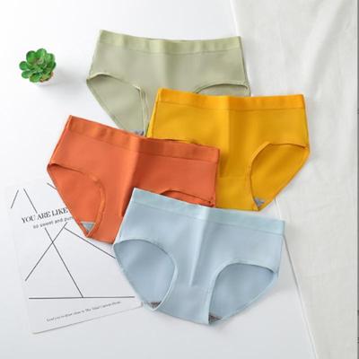 Neue einfarbige Mittelunterwäsche im japanischen Stil mit atmungsaktiver und sexy Mädchen-Dreieckshose