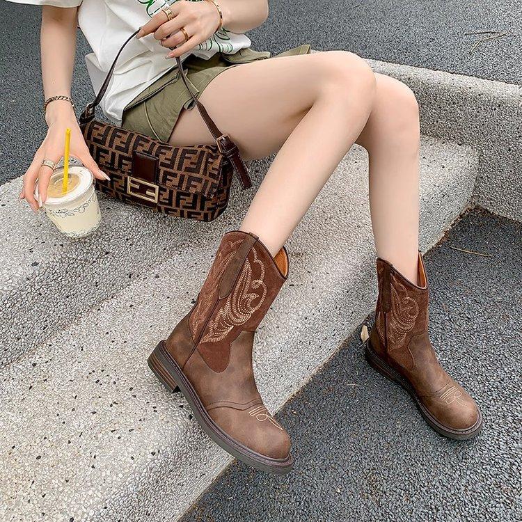 British style retro embroidered western cowboy boots women's 2025 new retro knight boots short boots ethnic style Martin boots