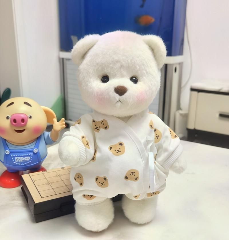 

Комплект одежды для среднего плюшевого мишки: Милый медвежонок Лина в шапке акулы для инфлюенсеров Suitable for 30cm