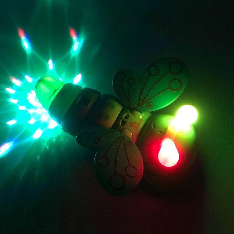 Jucărie Omidă Acrobatică Rotativă, Jucărie Muzicală Omidă Rotativă Electrică 360° Cu Aripi, Jucărie Mașină Omidă Târâtoare