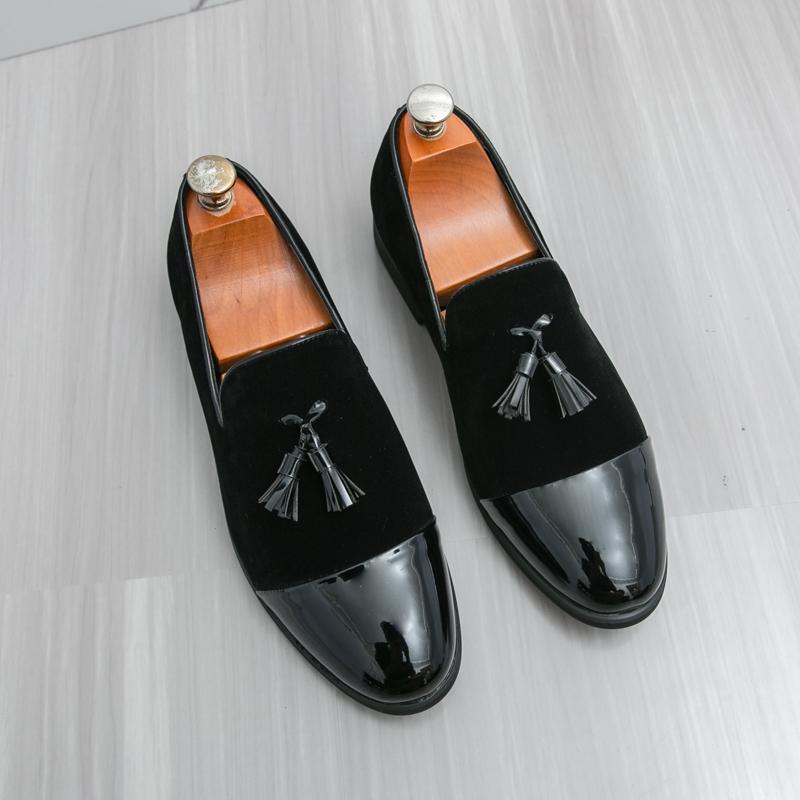

Британские лоферы с кисточками для джентльменов, новая мужская обувь с острым носком из лакированной кожи, дизайнерская мужская формальная обувь для свадьбы, выпускного вечера 38 чёрный
