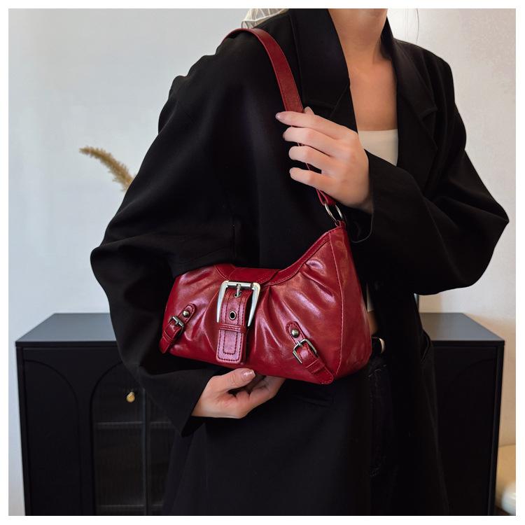 Textured Faux Leather Shoulder Bag for Women, Classic Pleated Underarm Handbag, Vintage Style Commute Crossbody Bag CLE