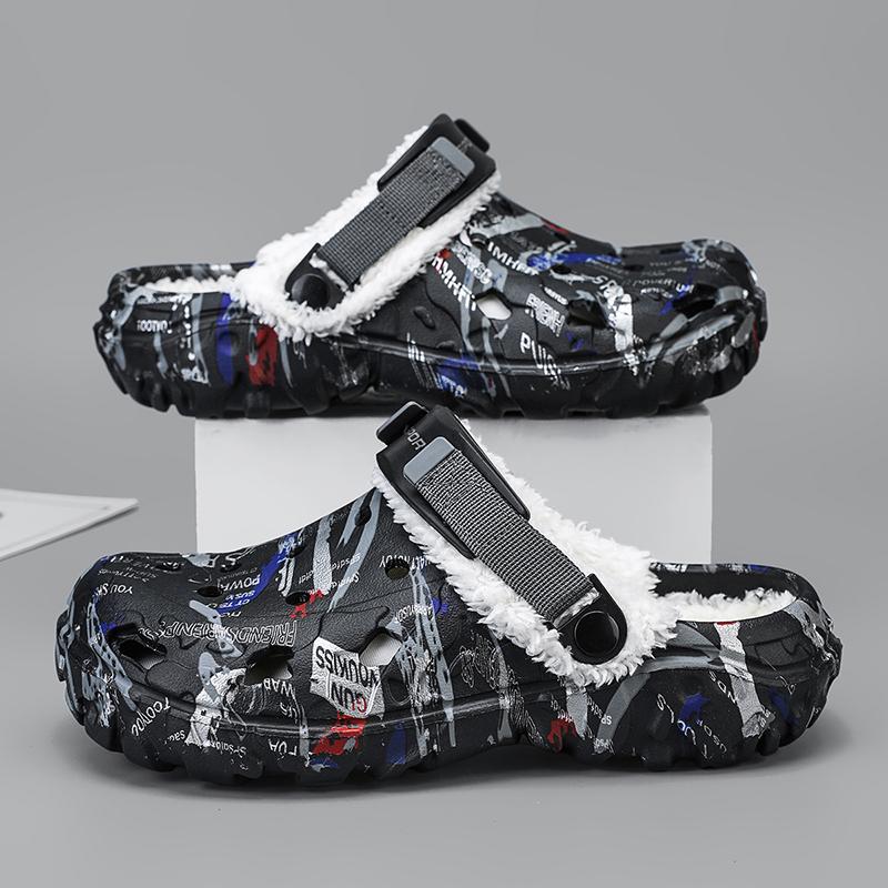 Fuzzy Men Clogs Outdoor Slippers Winter Fur Men Slippers Waterproof Garden Shoes Men Warm House Shoes Anti-slip Fur Slippers