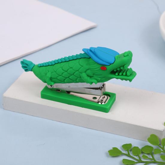 Mini Masaüstü Zımba Zımba Sökücülü Kompakt Taşınabilir Zımba Ev Ofis Okul İçin Şık Masaüstü Aksesuarı