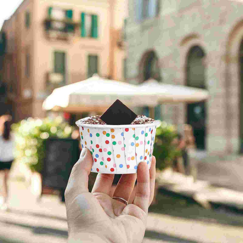 Cabilock 100pcs Disposable Ice Cream Cups Dessert Bowls Dot Paper Cups Party Supplies