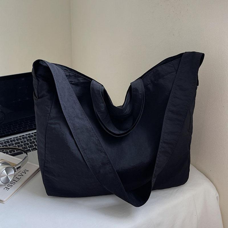 Premium sense large capacity new fashion shoulder bag versatile commuter oblique span bag women