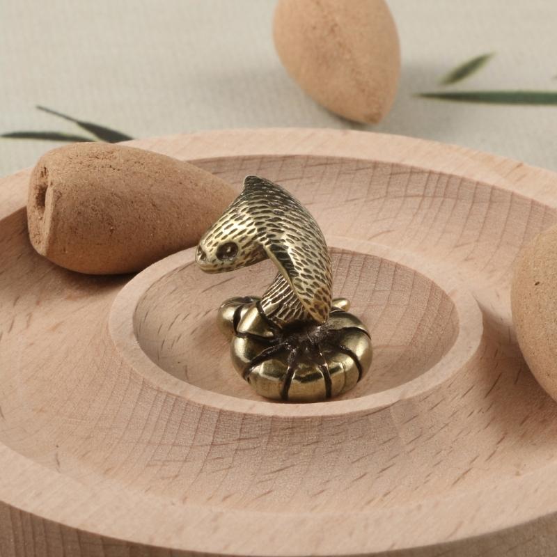 Coppers Zodiacs Cobras Figurines with Bobbing Ornament Wealth Attraction 2025 Chinese Snake New Years Decoration
