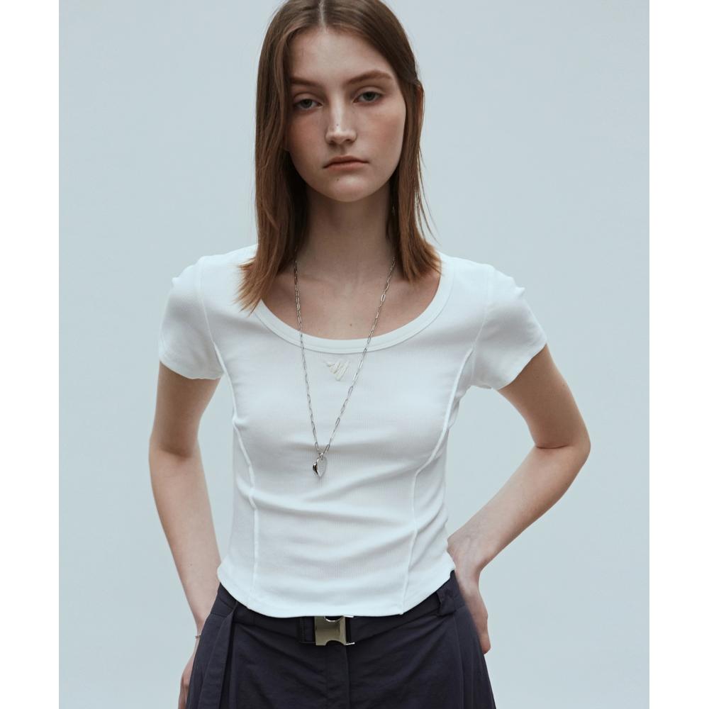 

NICKNICOLE NICOLE U-NECK SLIM TEEIVORY