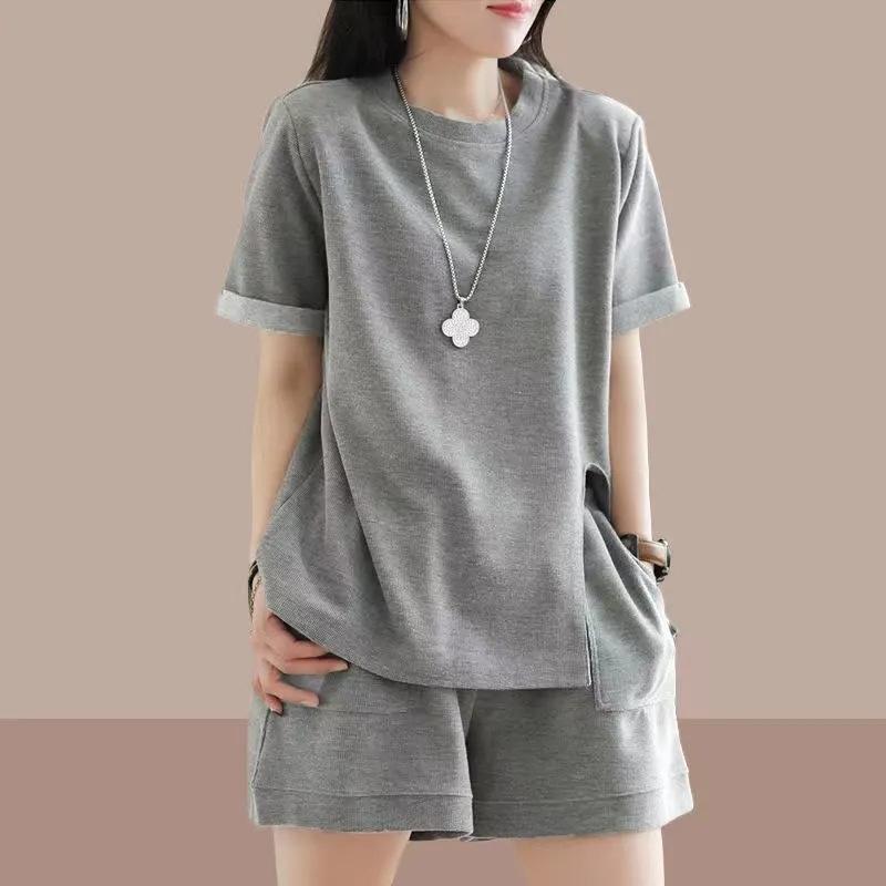 Women's 2 Piece Outfit Short Sleeve T Shirt And Shorts Set Loose Fit Solid Color Casual Summer Tracksuit