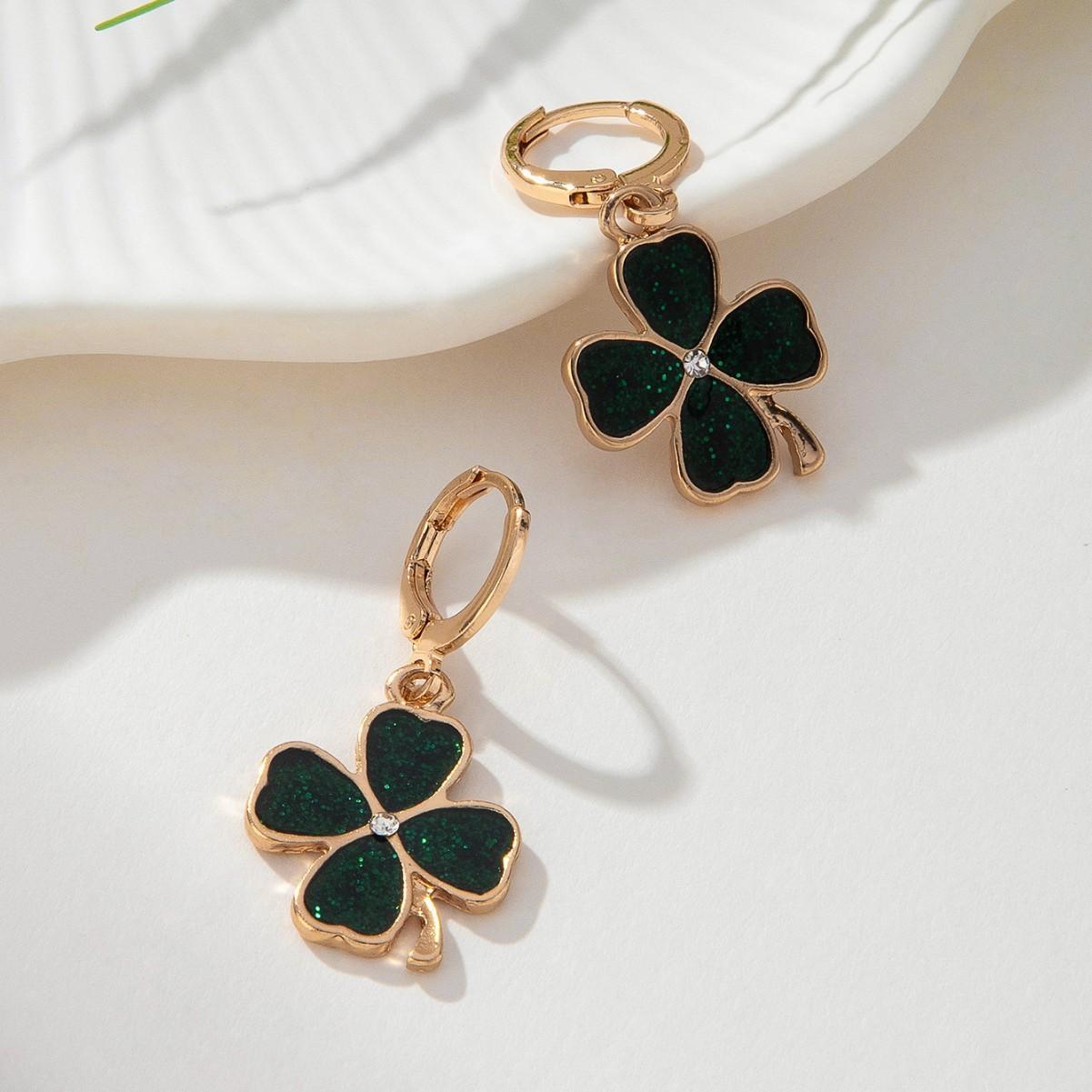 New green four-leaf clover earrings, necklace set, niche temperament, advanced versatile design