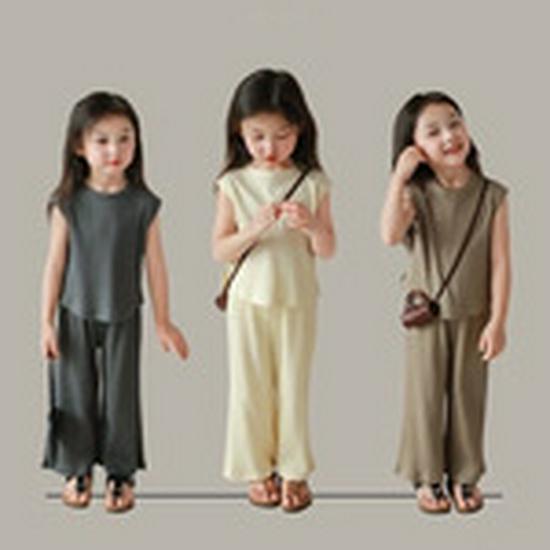 Summer Simple Cotton Linen Two-Piece Set: Breathable Short Sleeve and Shorts for Boys and Girls