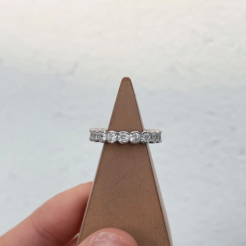 

Unique Inspired Korean 925 Sterling Silver Ring With Zircon For Chic Women