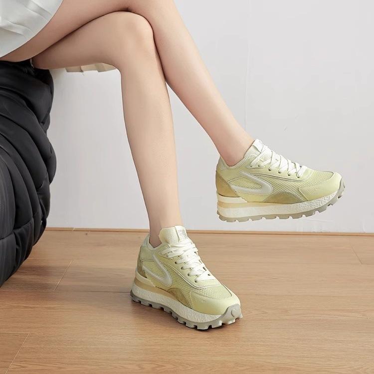 Thick-soled Inner Height-increasing Mesh Shoes Women's Breathable Mesh Forrest Gump Shoes 2025 New Popular Sports and Leisure Height-increasing Da
