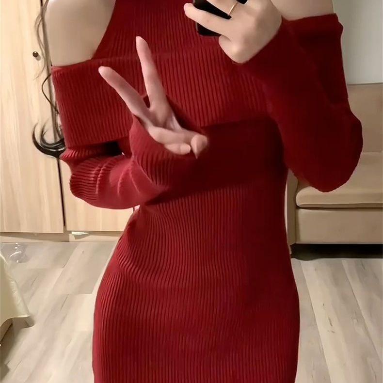 Off-Shoulder Knitted Bodycon Dress - Long Sleeve, Autumn/Winter Style, Waist-Cinching Short Skirt