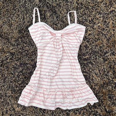 TrendHub Women's Sweet and Cute Fairy Tale Style Y2K Casual Slim Crop Top Polka Dot Kawaii Bow Lace All-match American Gothic Cartoon Top