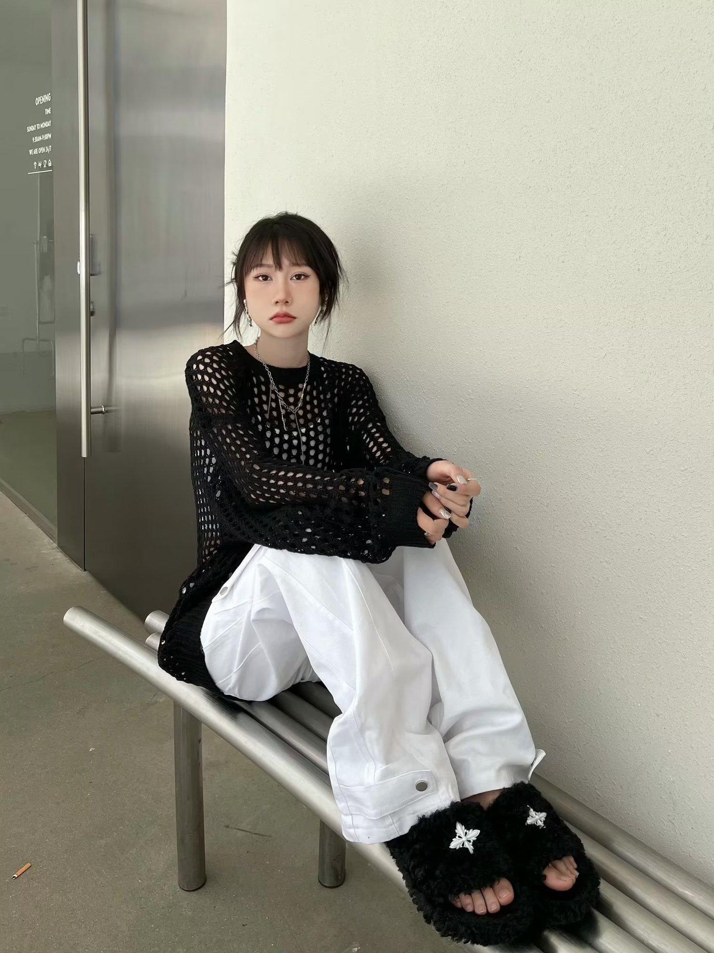 

Женский шикарный вязаный ажурный кардиган: Летний легкий свободный дизайн с уникальными драпирующимися длинными рукавами. XL