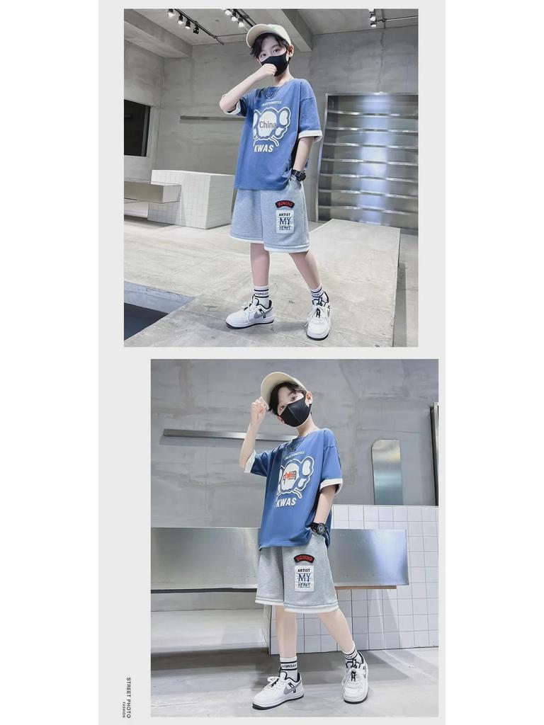 2024 Boys' Summer Short-Sleeved Outfit: Sporty & Stylish Fit for Medium and Large Boys