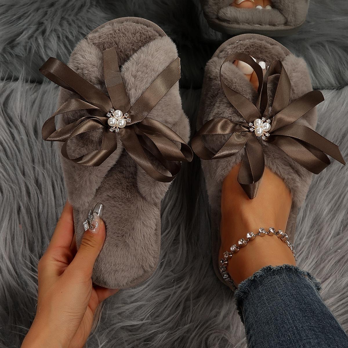 

Зимние теплые тапочки с бантом, домашние уютные тапочки для женщин и мужчин 42-43 хаки