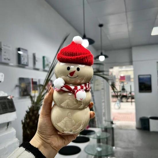 Garrafa de Bebida Boneco de Neve de Natal com Chapéu e Cachecóis 500ml Copo de Plástico à Prova de Vazamentos para Suco e Leite Garrafa de Água Reutilizável para Crianças