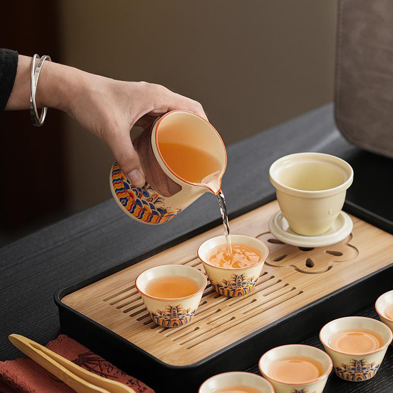 Merchandise Ru Ofen Tragbares Teezubereitungsauto Teeset Geschäft Chinesischer Ru Ofen Welle Kung Fu Reise-Teeset Geschenk