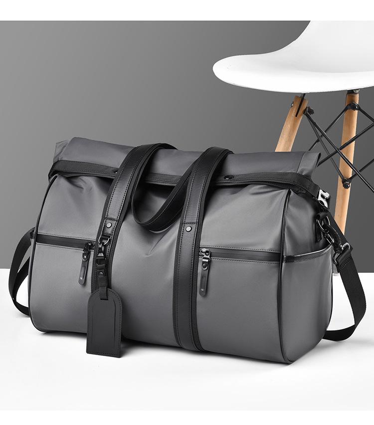 Large Capacity Men's Oxford Cloth Travel Bag: Expandable Shoulder Bag with Wet/Dry Separation for Business Trips and Gym.