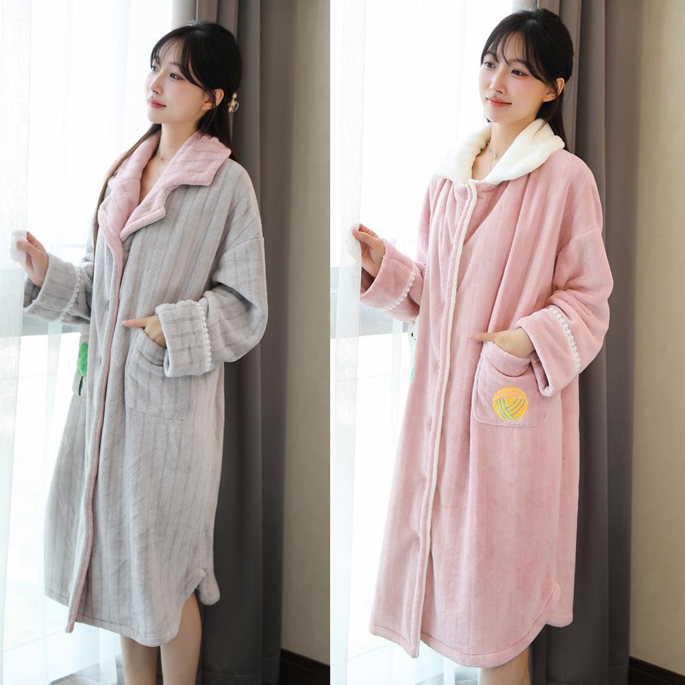 Women's Thick Flannel Long Sleeve Bathrobe - Autumn/Winter 2023