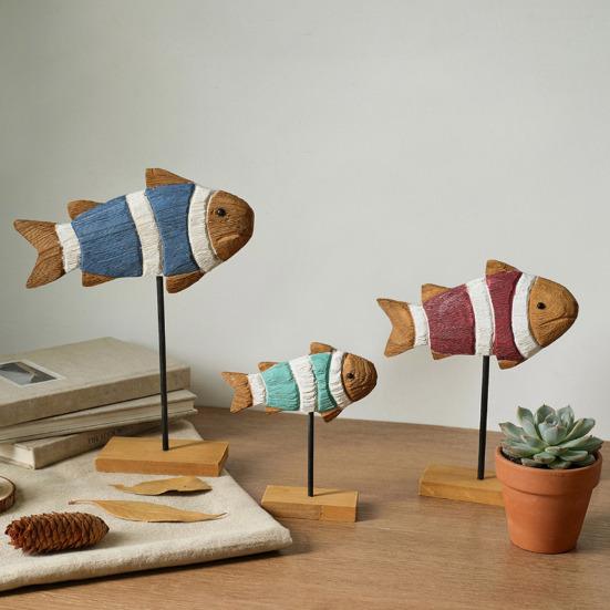 3 Pcs Wooden Fish Tabletop Centerpiece Ocean Sea Animal Sculpture Rustic Standing Wood Fish Sign Table Ornament for Coastal Beach Home Office Decor