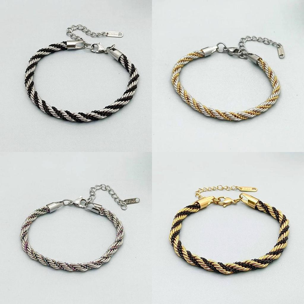 Titanium Steel Geometric Women Bracelet With Gold Plating For Fashion Gift
