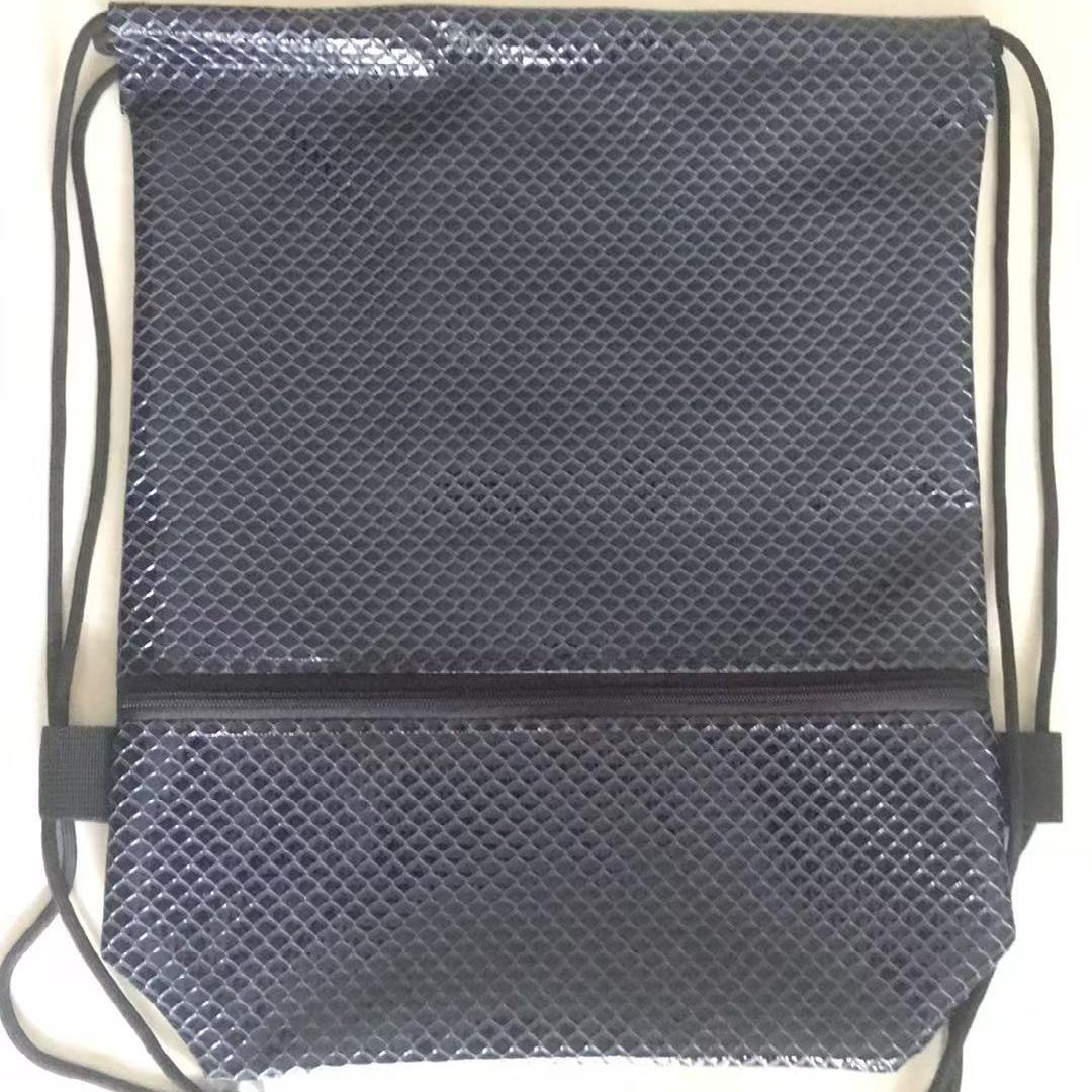 

Роскошный рюкзак-трансформер | Ограниченный выпуск | Чешуйчатая текстура | Ультраволокнистый композит | Вдохновение под змеиную кожу | Мягкий на ощупь и глянцевая отделка Soft texture темно-синий