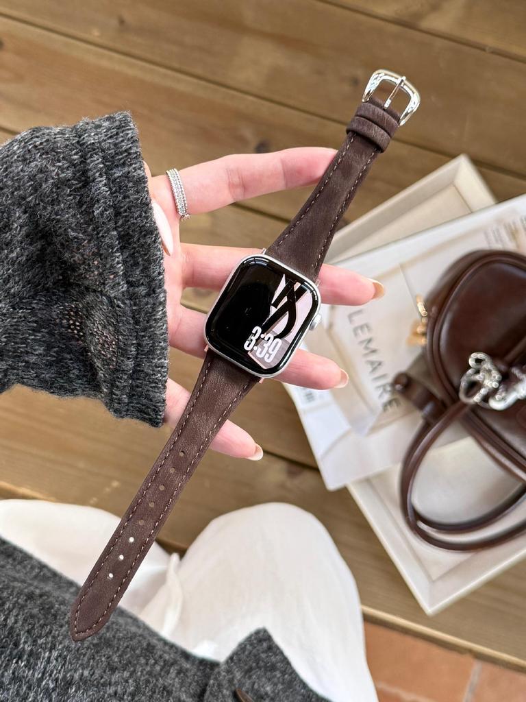 Bracelet en soie pour Apple Watch Series S11/S10/98765SE - Design taille fine pour femme.