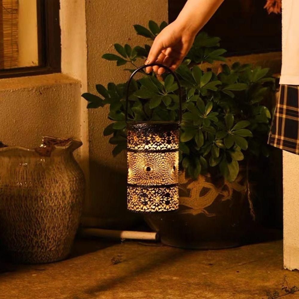 Art Retro LED Solar Night Light Hanging Vintage Hollow Lantern Light Waterproof Creative Solar Projection Lamp Fence Street