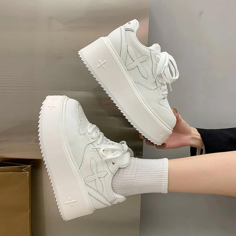 Spring and Autumn New Style Comfortable Height Thick-soled Women's Sports Shoes Fashionable Casual White Shoes
