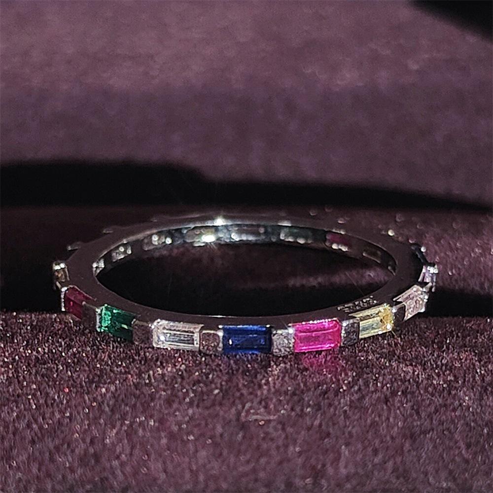 

European & American Minimalist Multi-Color Diamond Band - R7032: Fashionable, Exquisite, Universal Fit. Size 9 разноцветный