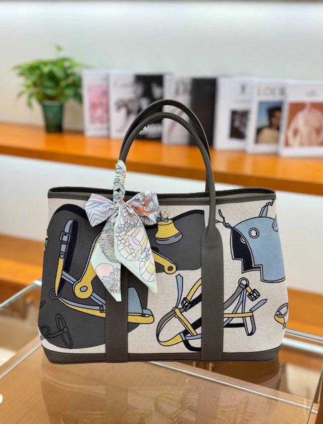 Women's Genuine Leather Garden Tote - 2025 Canvas & Cowhide, Large Capacity, Contrast Color Shoulder Bag